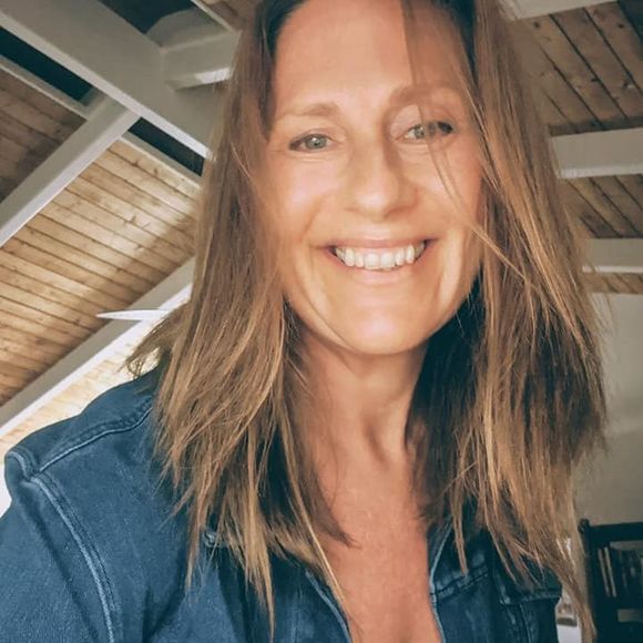 Meet your Posher, Terri - Picture 1 of 1